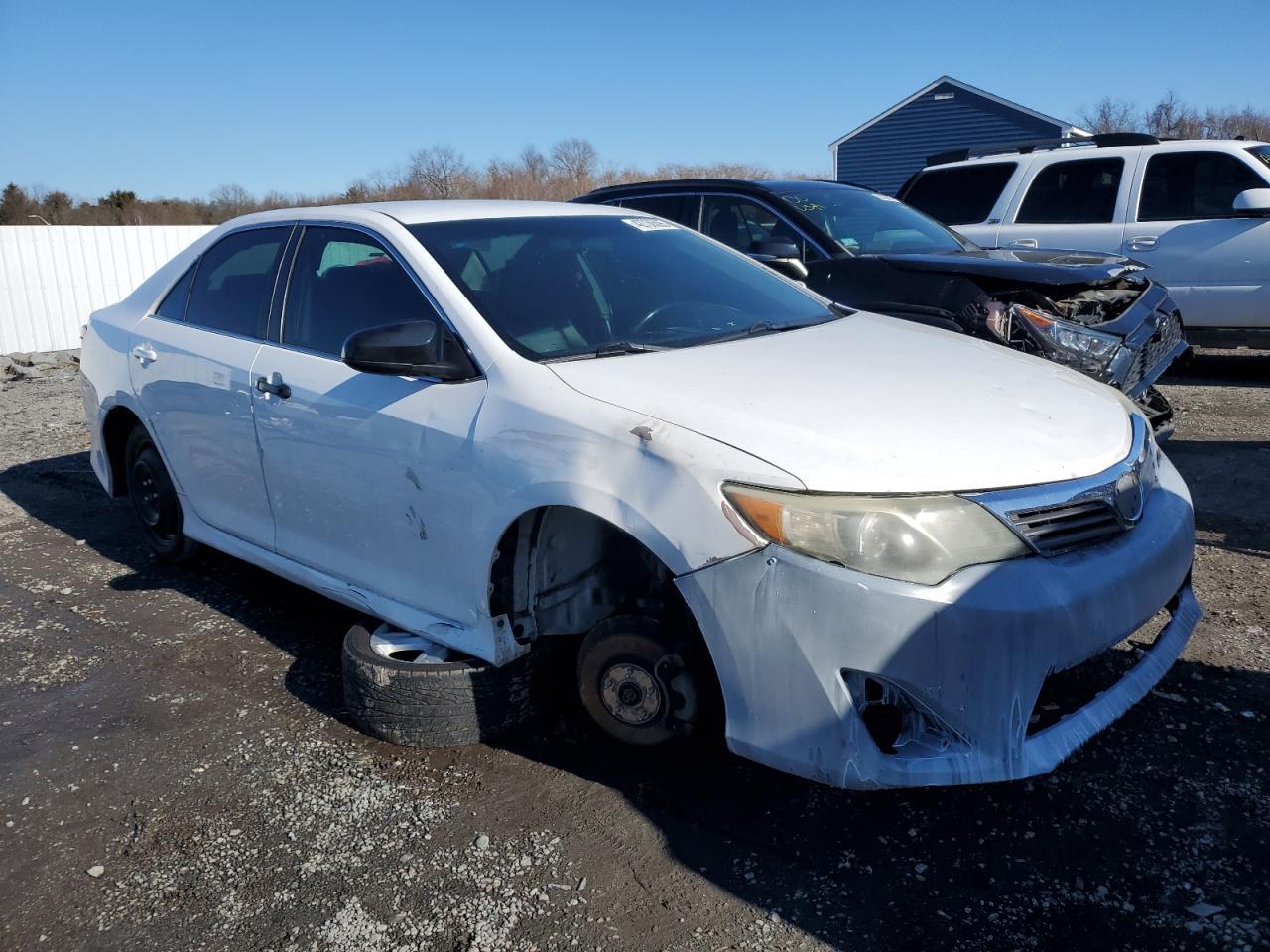 2013 TOYOTA CAMRY L - Image 4