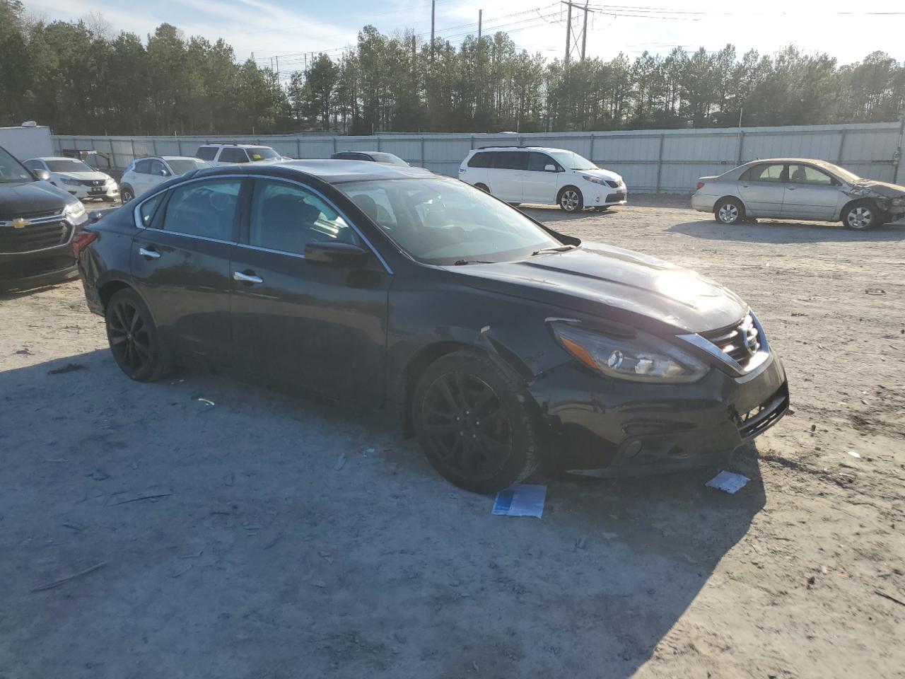2017 NISSAN ALTIMA 2.5 - Фото 4