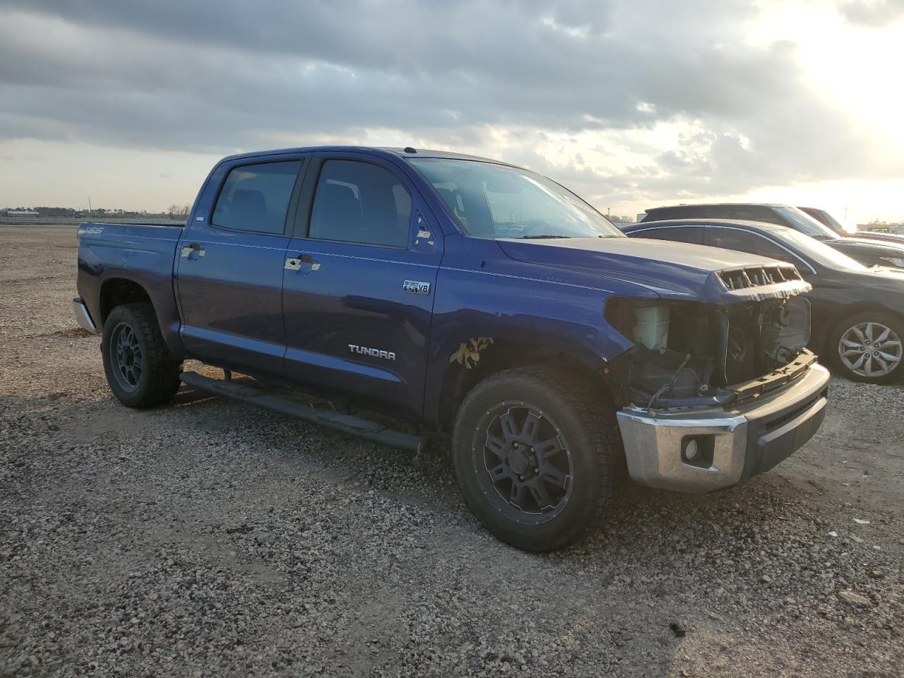 2015 TOYOTA TUNDRA CRE - Image 4