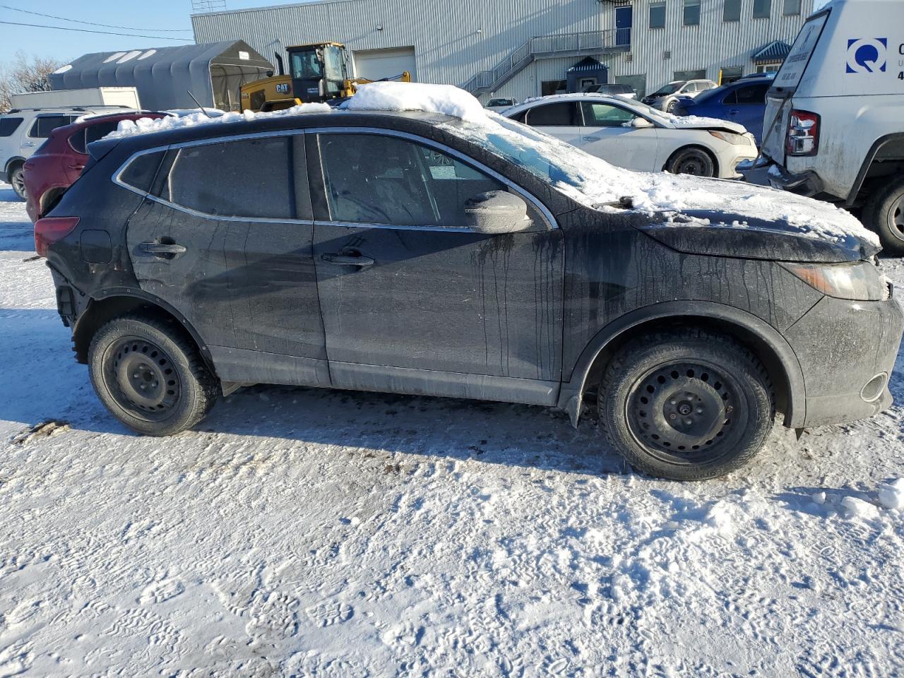 2017 NISSAN ROGUE SPOR - Image 4