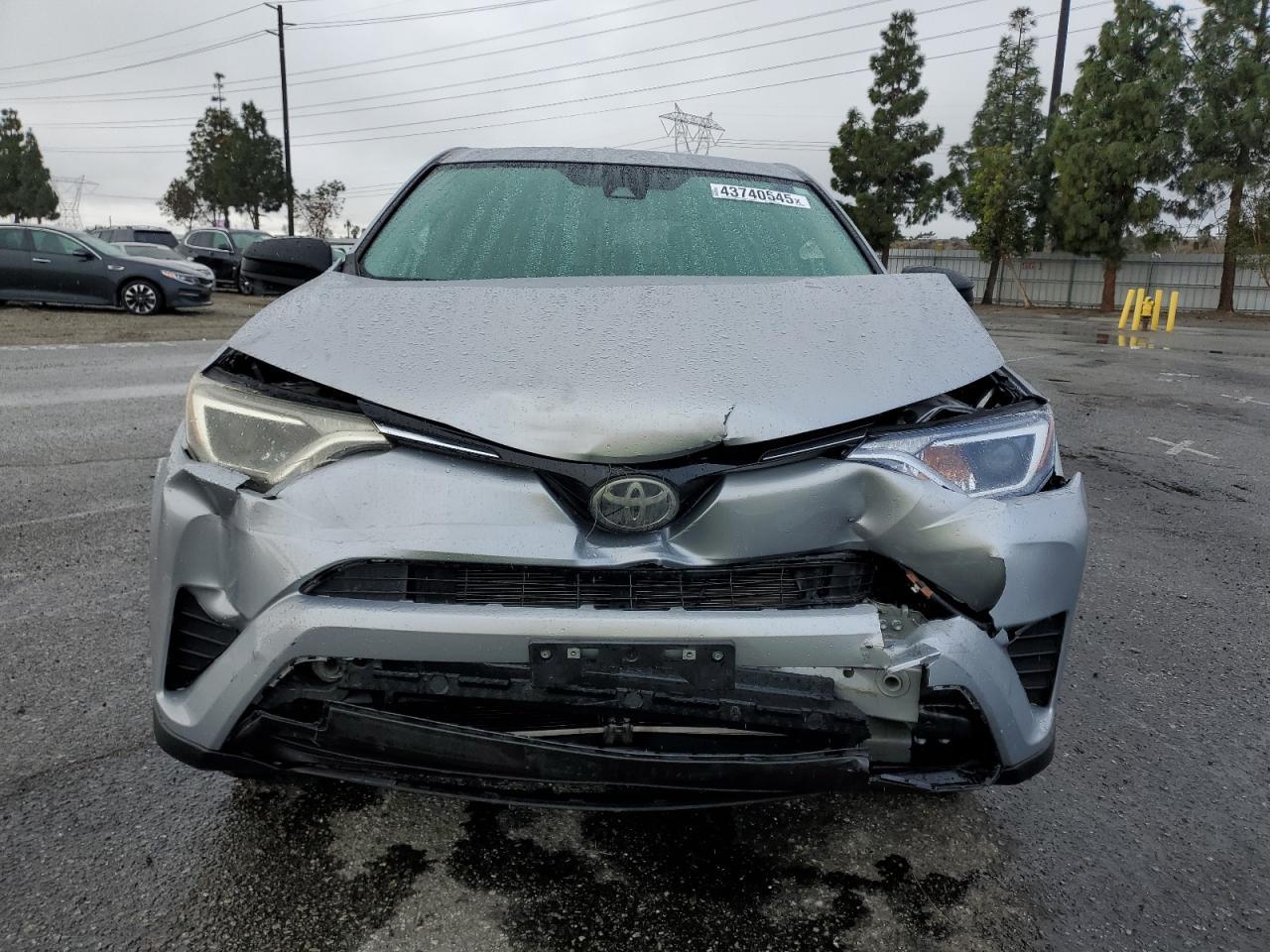 2018 TOYOTA RAV4 LE - Image 5