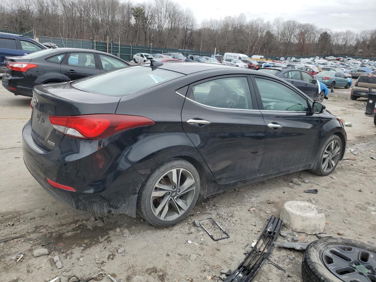 2015 HYUNDAI ELANTRA SE - Фото 3