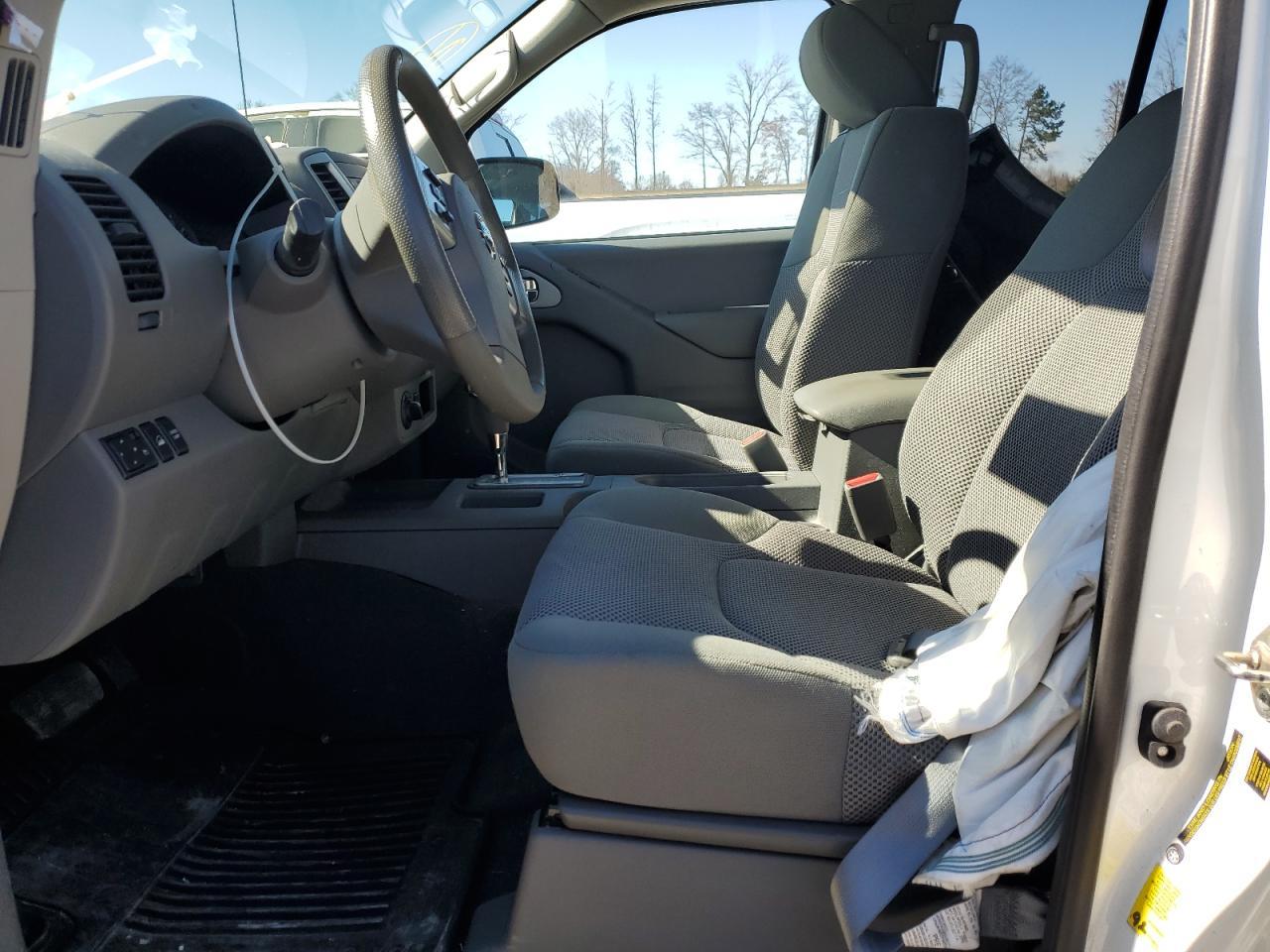 2019 NISSAN FRONTIER S - Фото 7