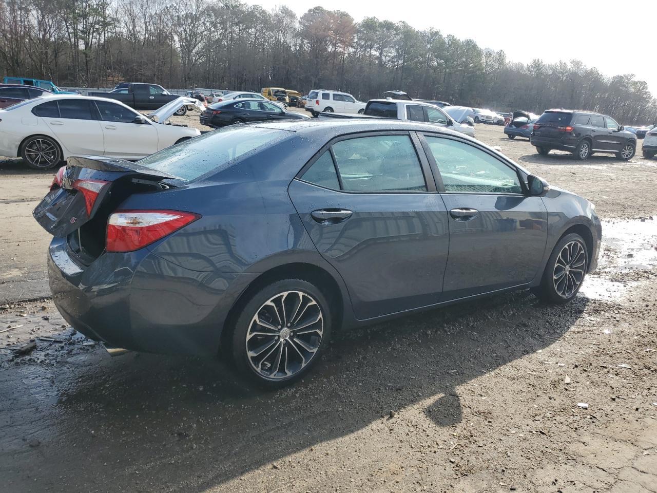 2015 TOYOTA COROLLA L - Фото 3