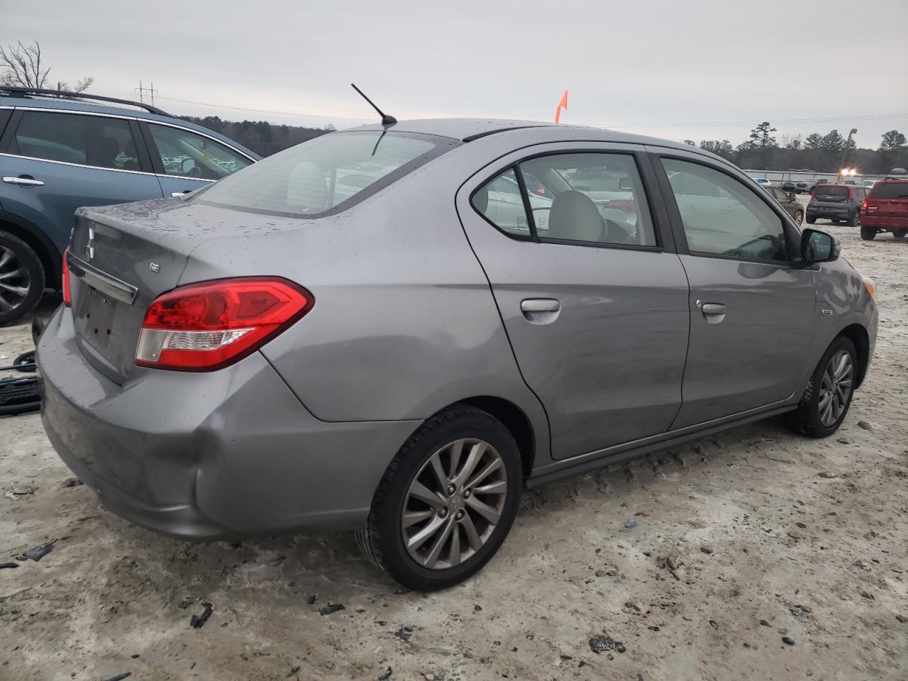 2020 MITSUBISHI MIRAGE G4 - Фото 3