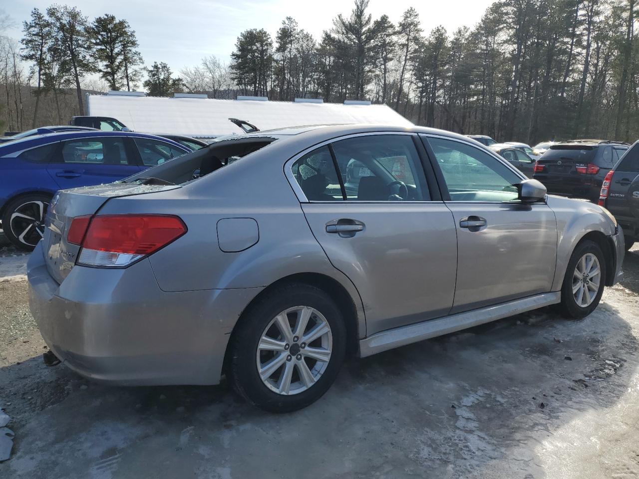 2011 SUBARU LEGACY 2.5 - Image 3
