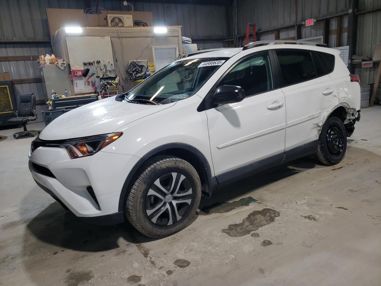 2016 TOYOTA RAV4 LE