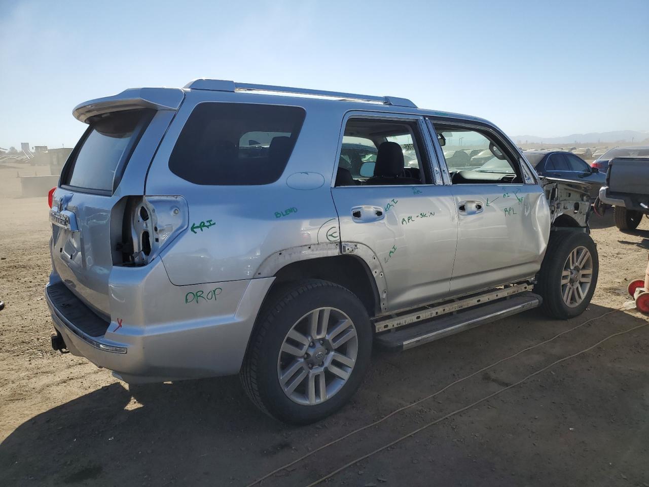 2011 TOYOTA 4RUNNER SR - Image 3