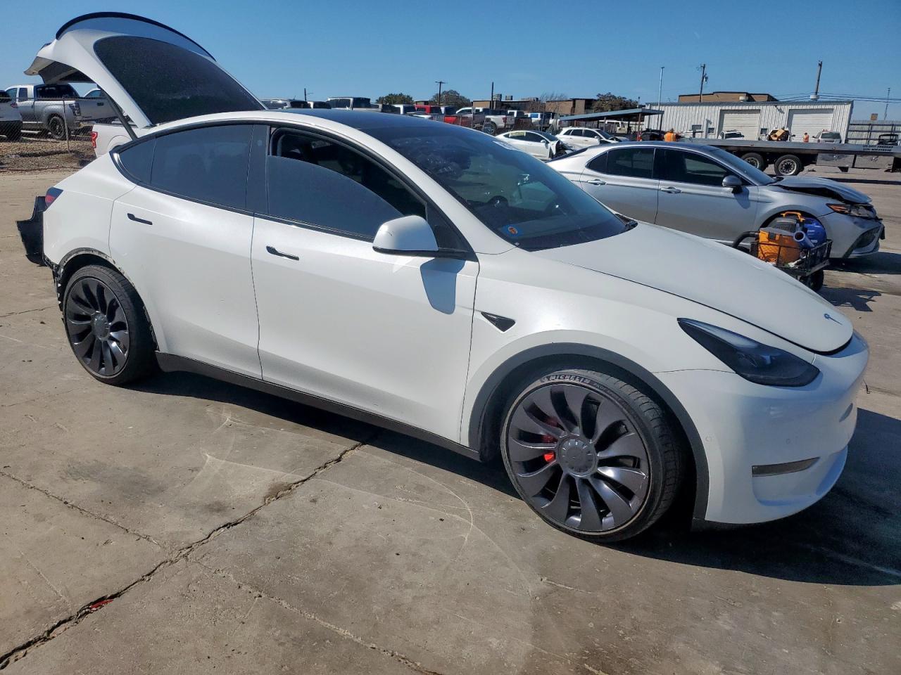 2022 TESLA MODEL Y - Фото 4