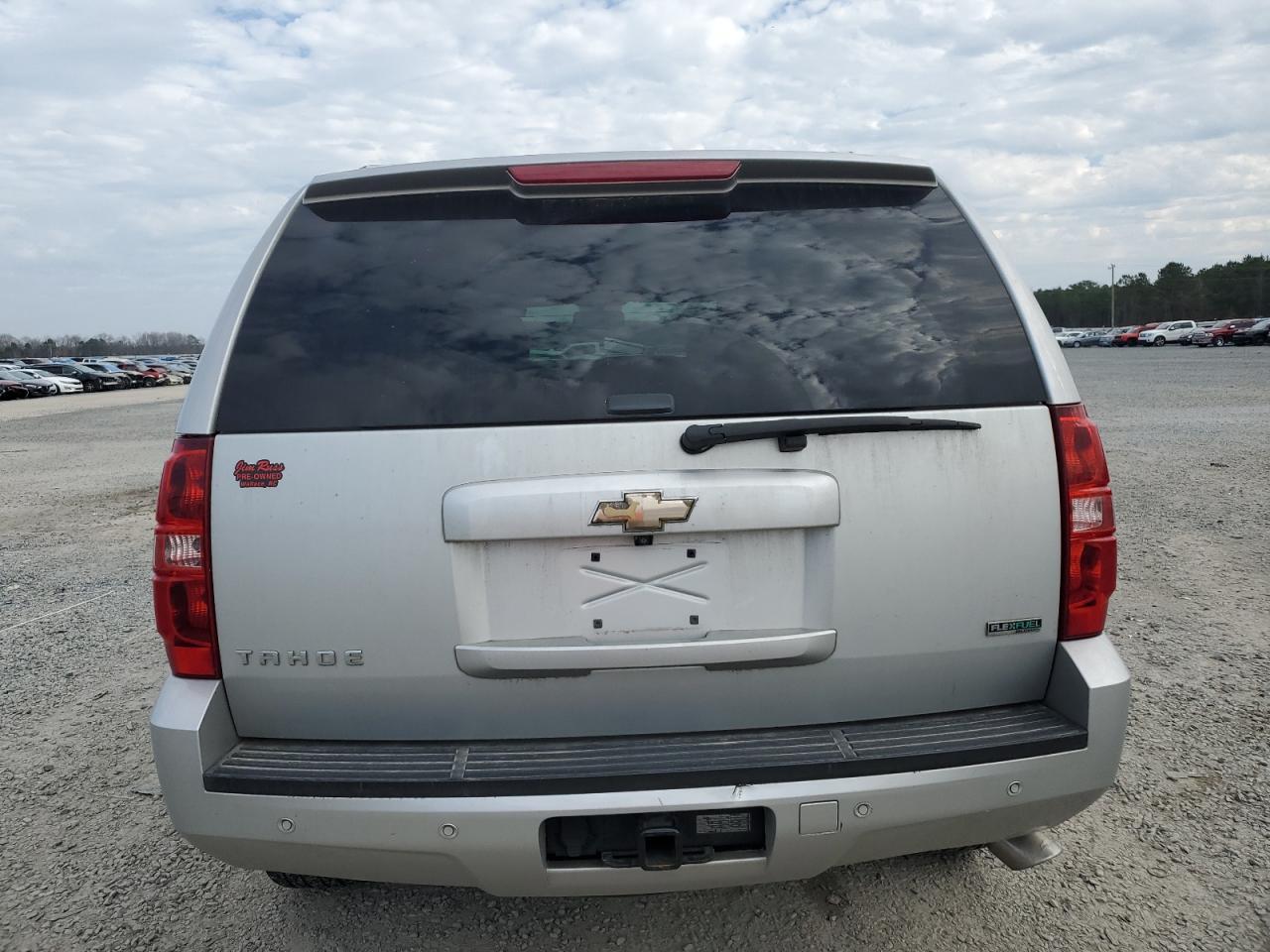 2011 CHEVROLET TAHOE K150 - Image 6