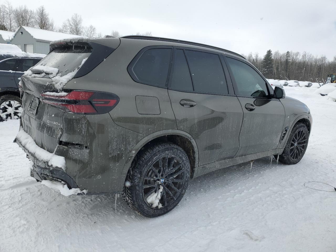 2024 BMW X5 XDRIVE5 - Image 3