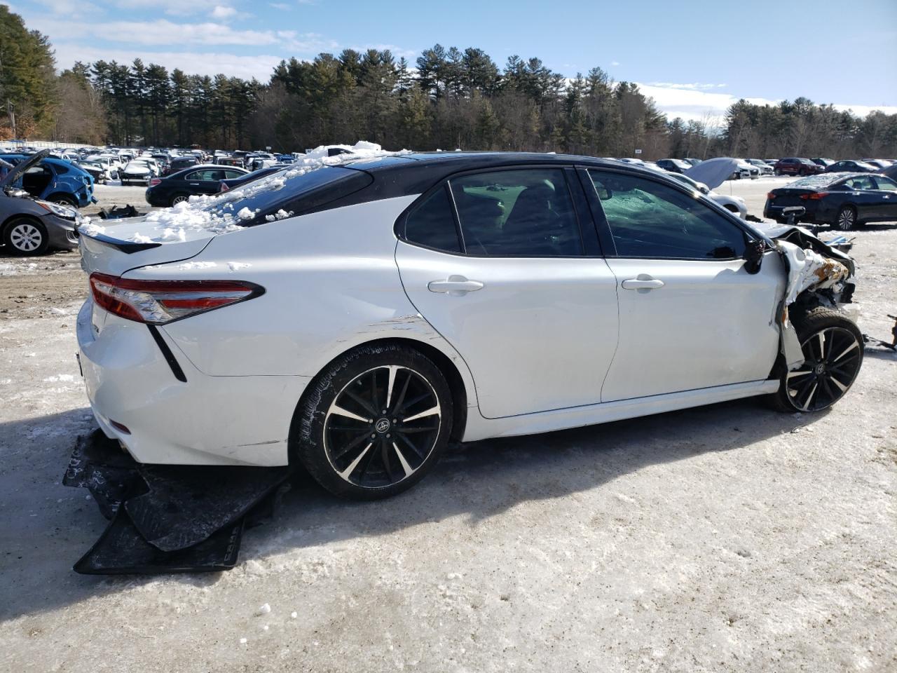2019 TOYOTA CAMRY XSE - Image 3