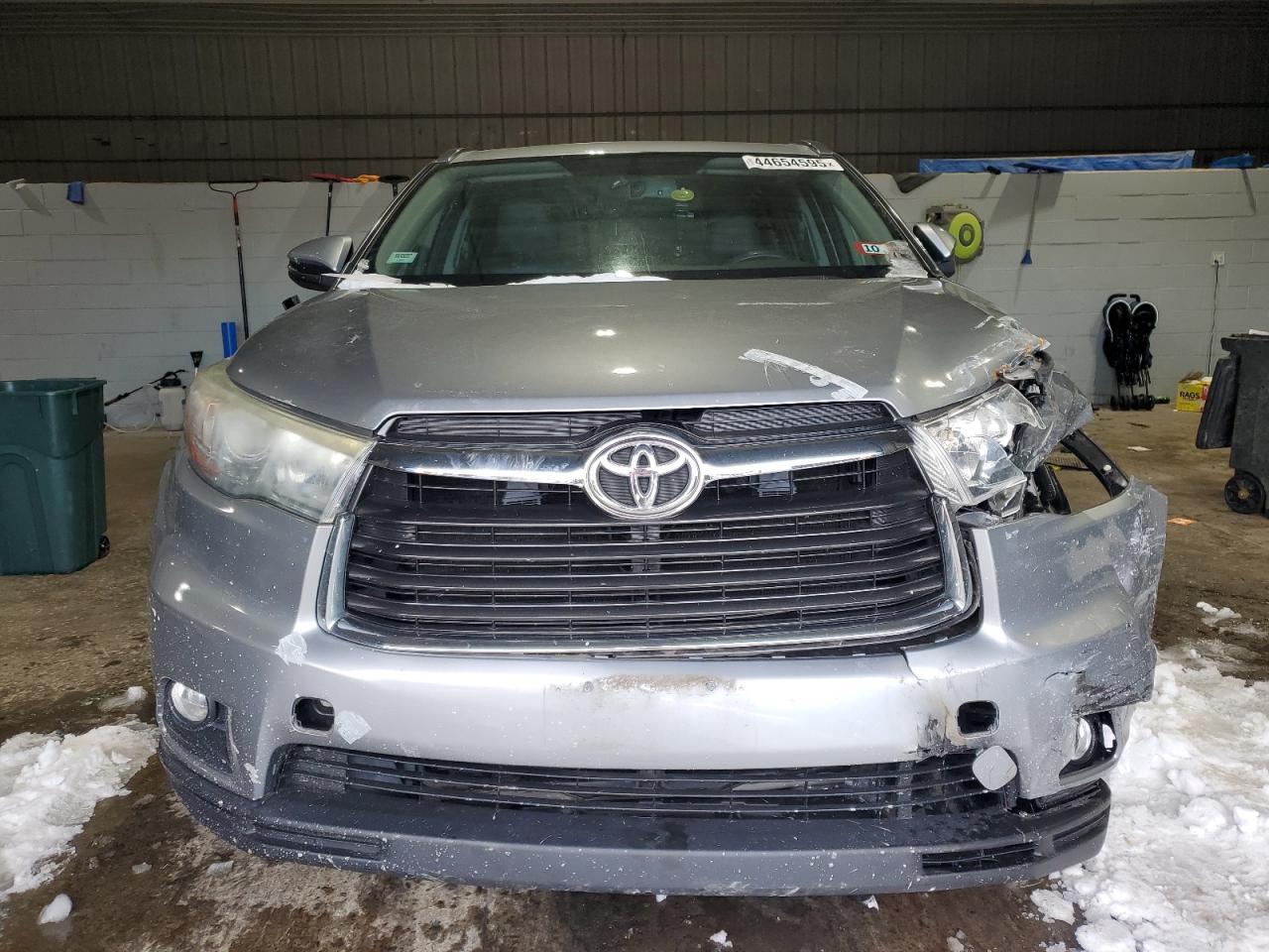 2015 TOYOTA HIGHLANDER - Фото 5