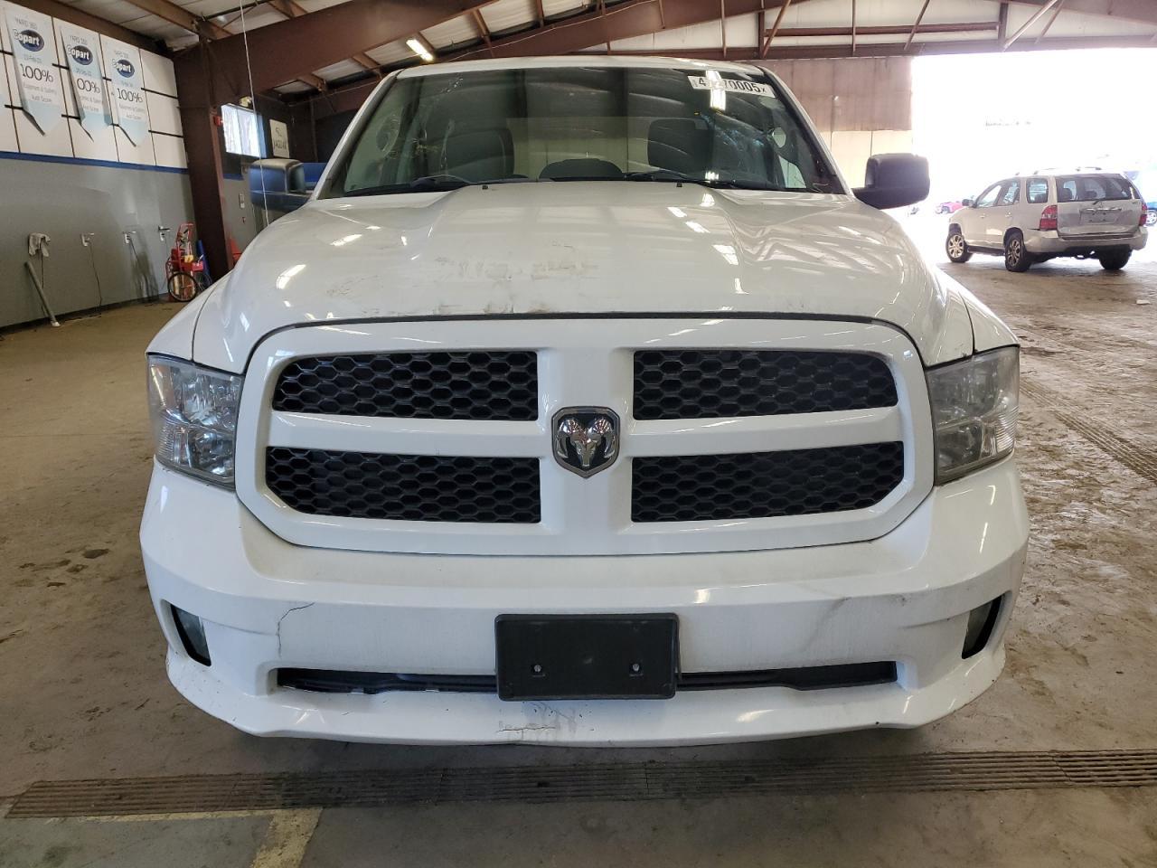 2015 RAM 1500 ST - Image 5