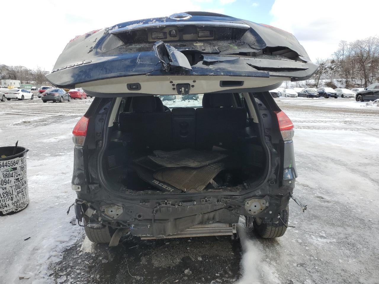2018 NISSAN ROGUE S - Image 6