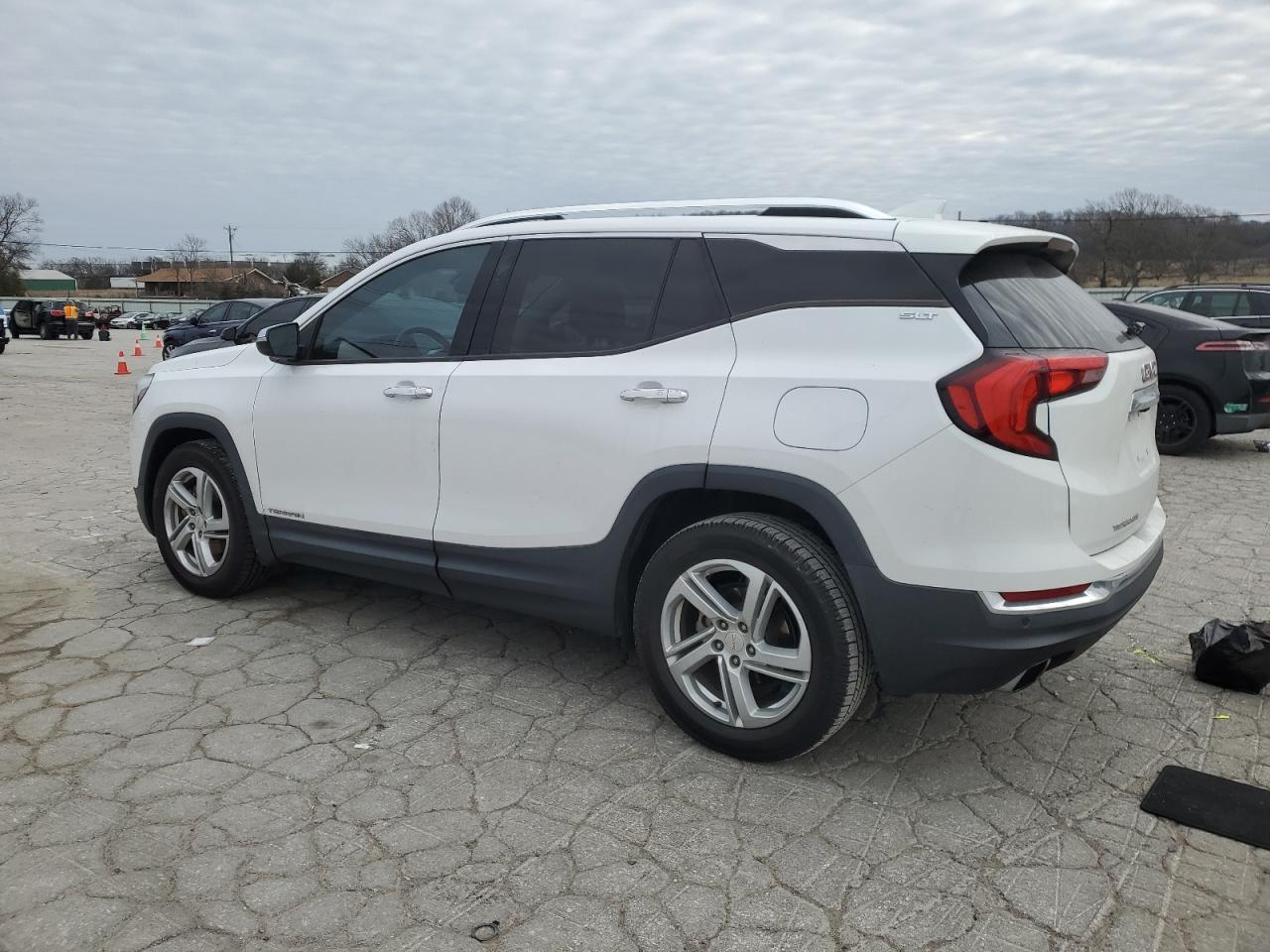 2019 GMC TERRAIN SL - Фото 2