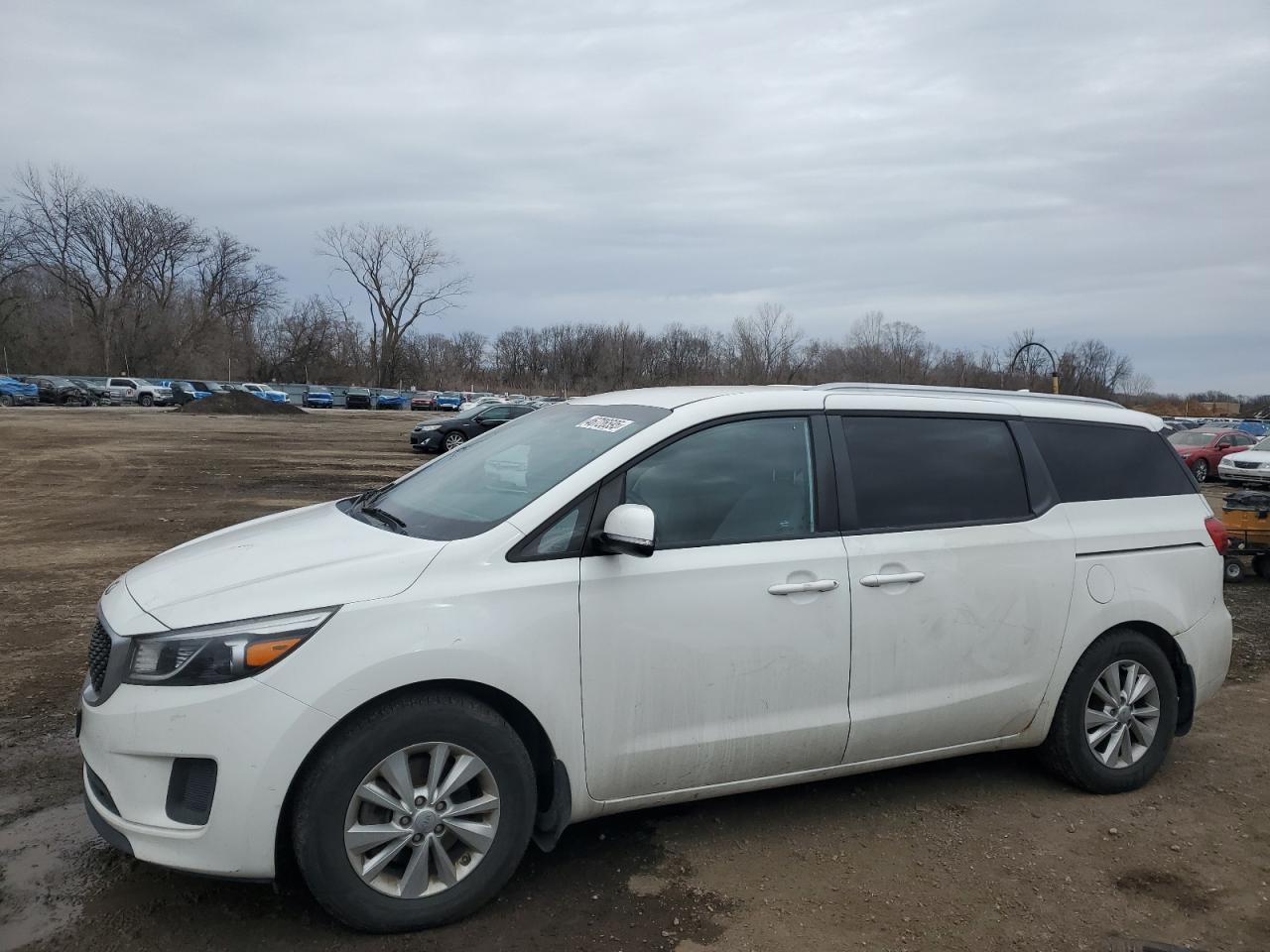 2016 KIA SEDONA LX