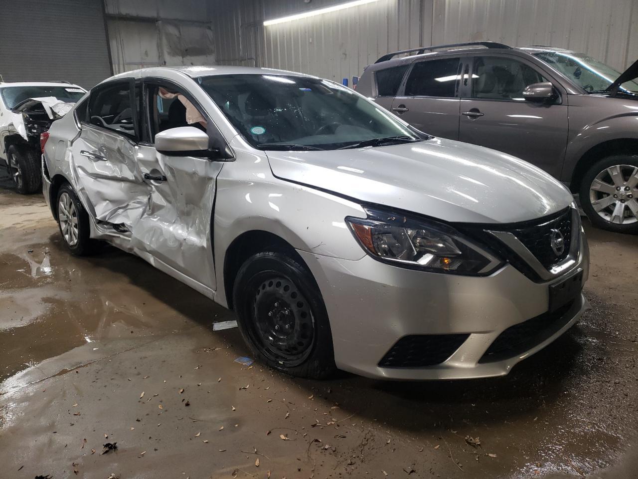 2017 NISSAN SENTRA S - Фото 4