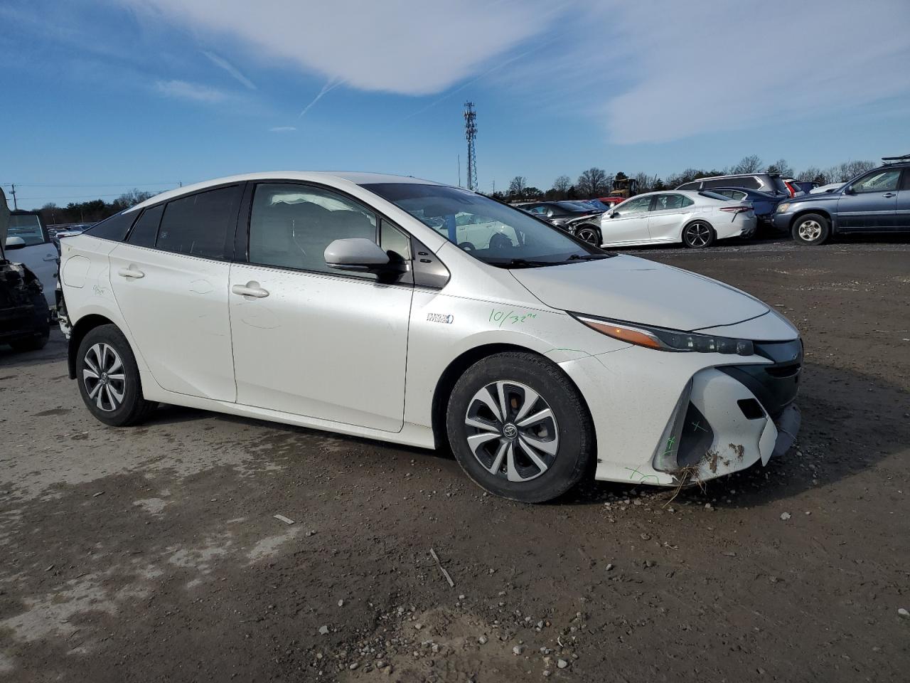 2019 TOYOTA PRIUS PRIM - Фото 4