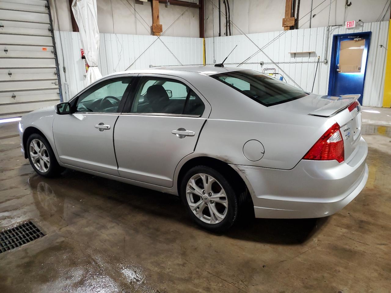 2012 FORD FUSION SE - Image 2