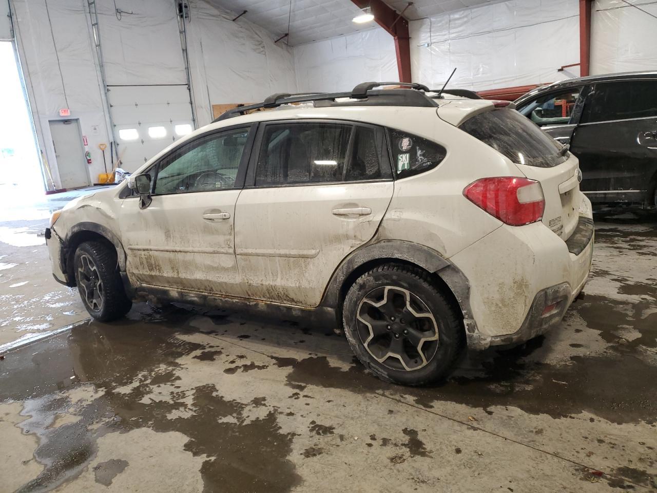 2015 SUBARU XV CROSSTR - Image 2