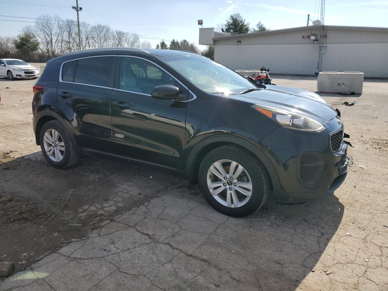 2017 KIA SPORTAGE L - Image 4