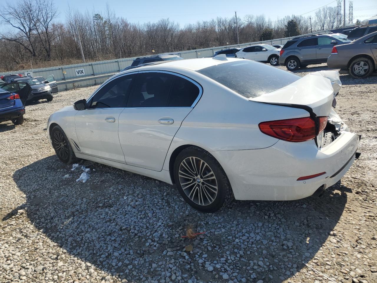 2018 BMW 530 I - Фото 2