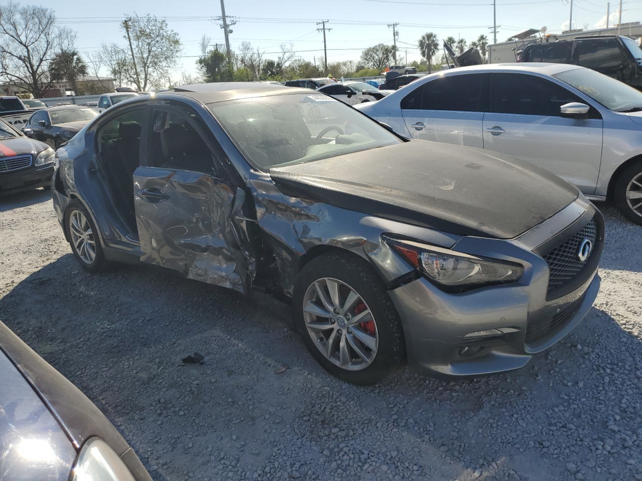 2016 INFINITI Q50 PREMIU - Фото 4