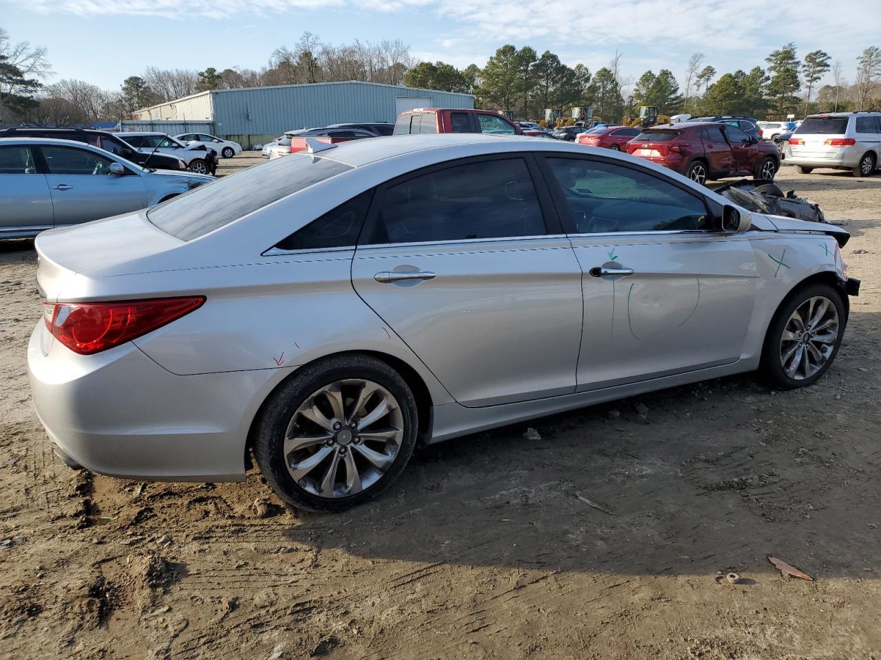 2011 HYUNDAI SONATA SE - Image 3