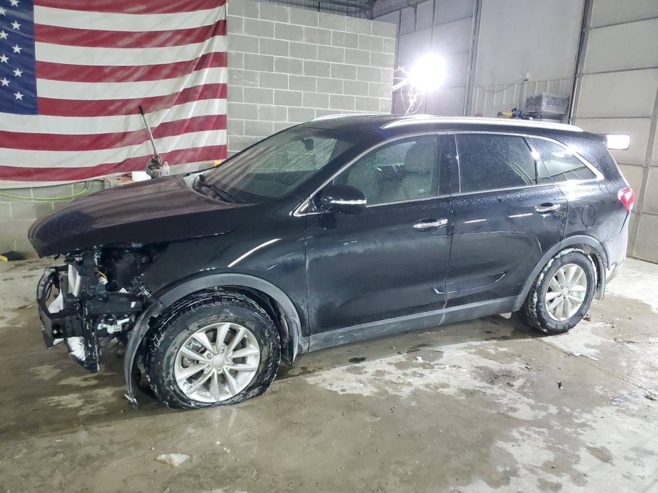 2017 KIA SORENTO LX