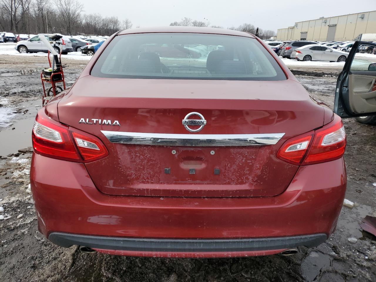2017 NISSAN ALTIMA 2.5 - Фото 6