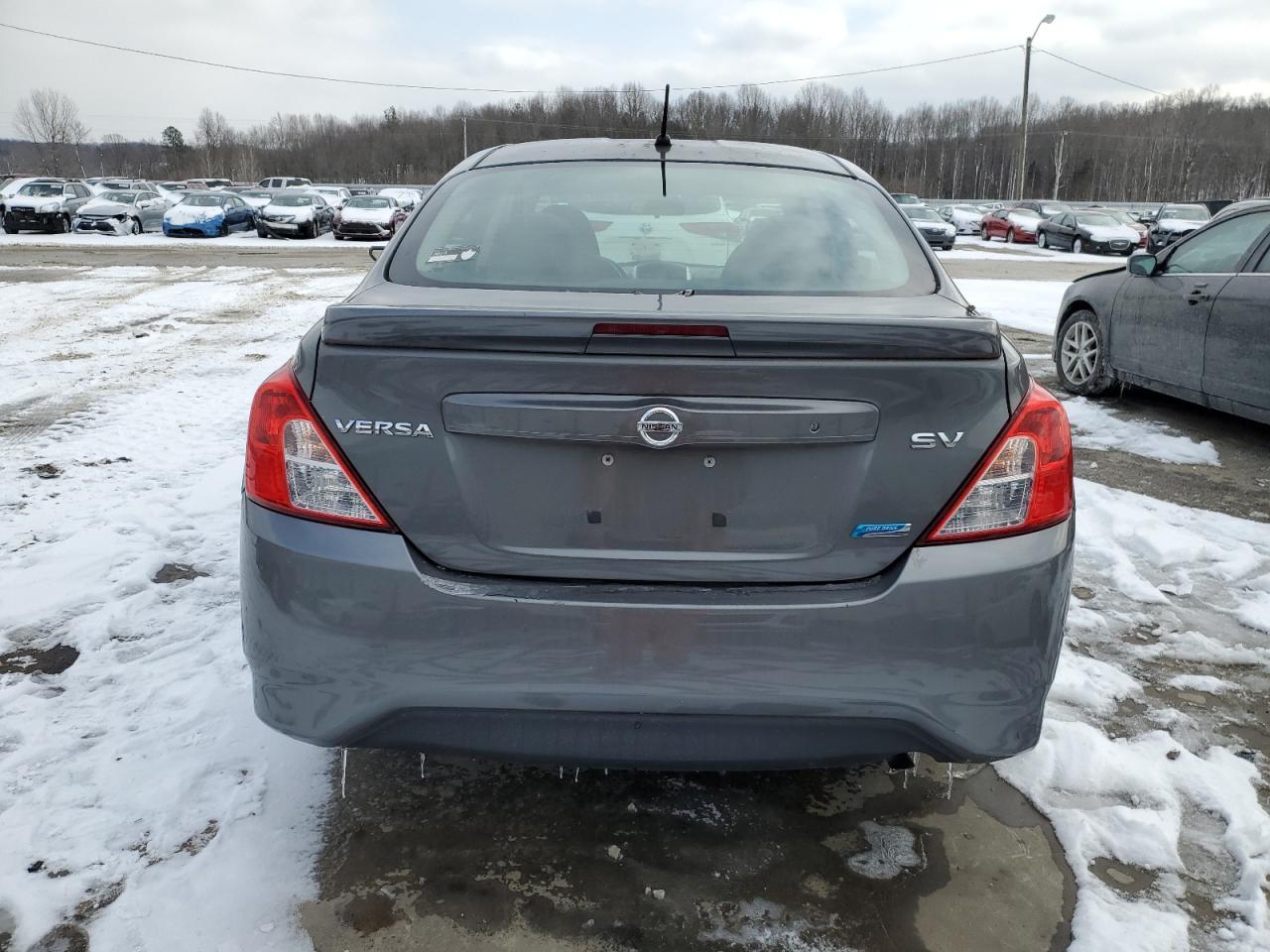 2016 NISSAN VERSA S - Image 6