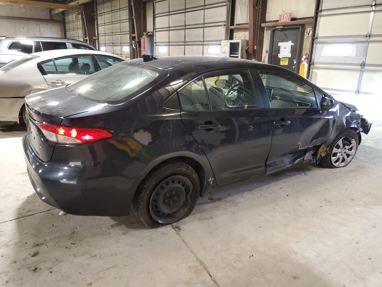 2020 TOYOTA COROLLA LE - Фото 3