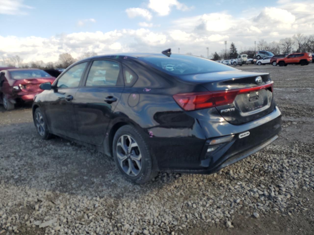 2020 KIA FORTE FE - Фото 2