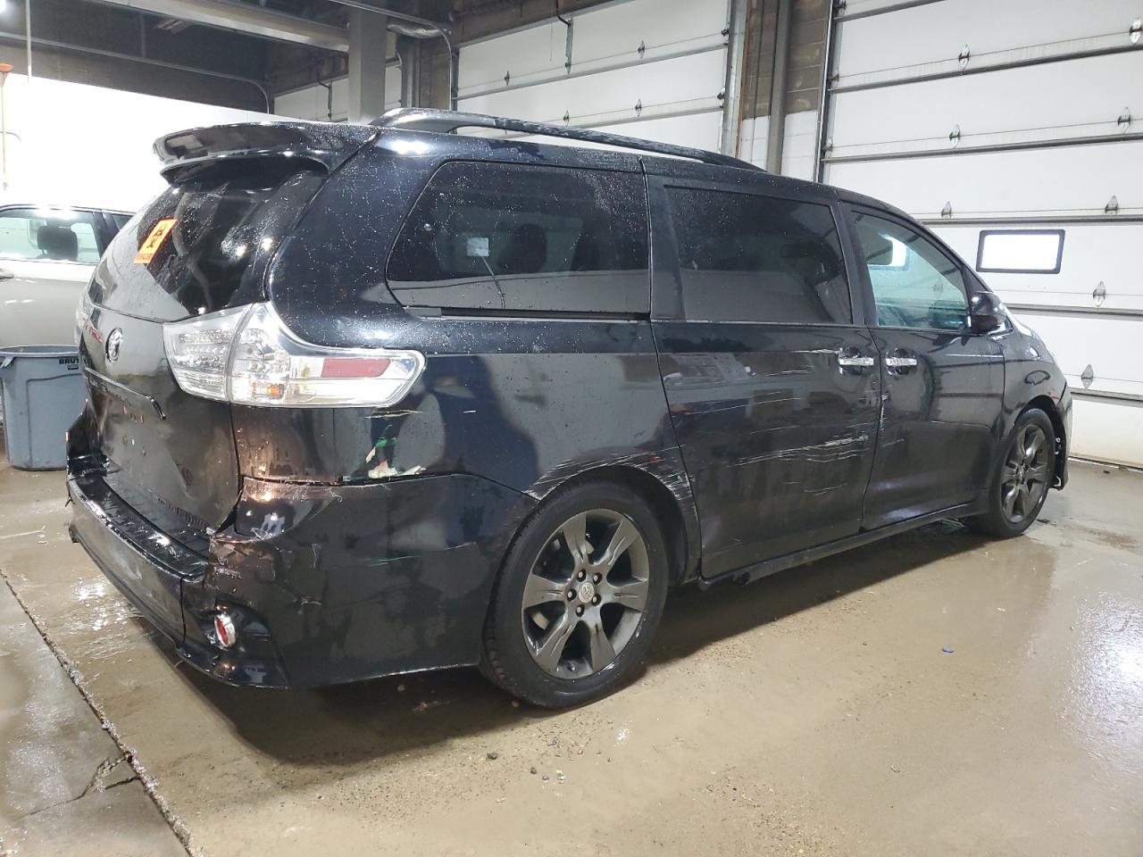 2015 TOYOTA SIENNA SPO - Фото 3