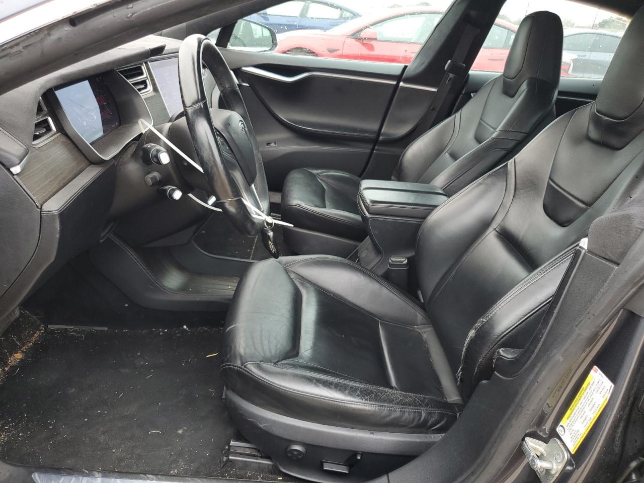 2015 TESLA MODEL S - Image 7