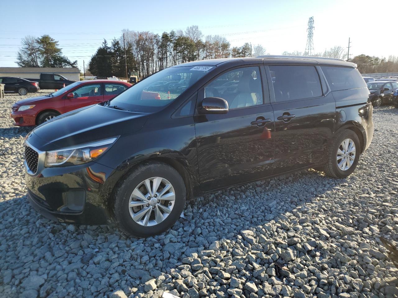 2017 KIA SEDONA LX