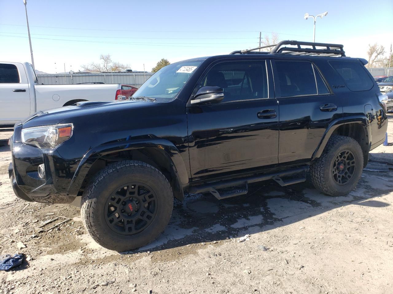 2024 TOYOTA 4RUNNER SR