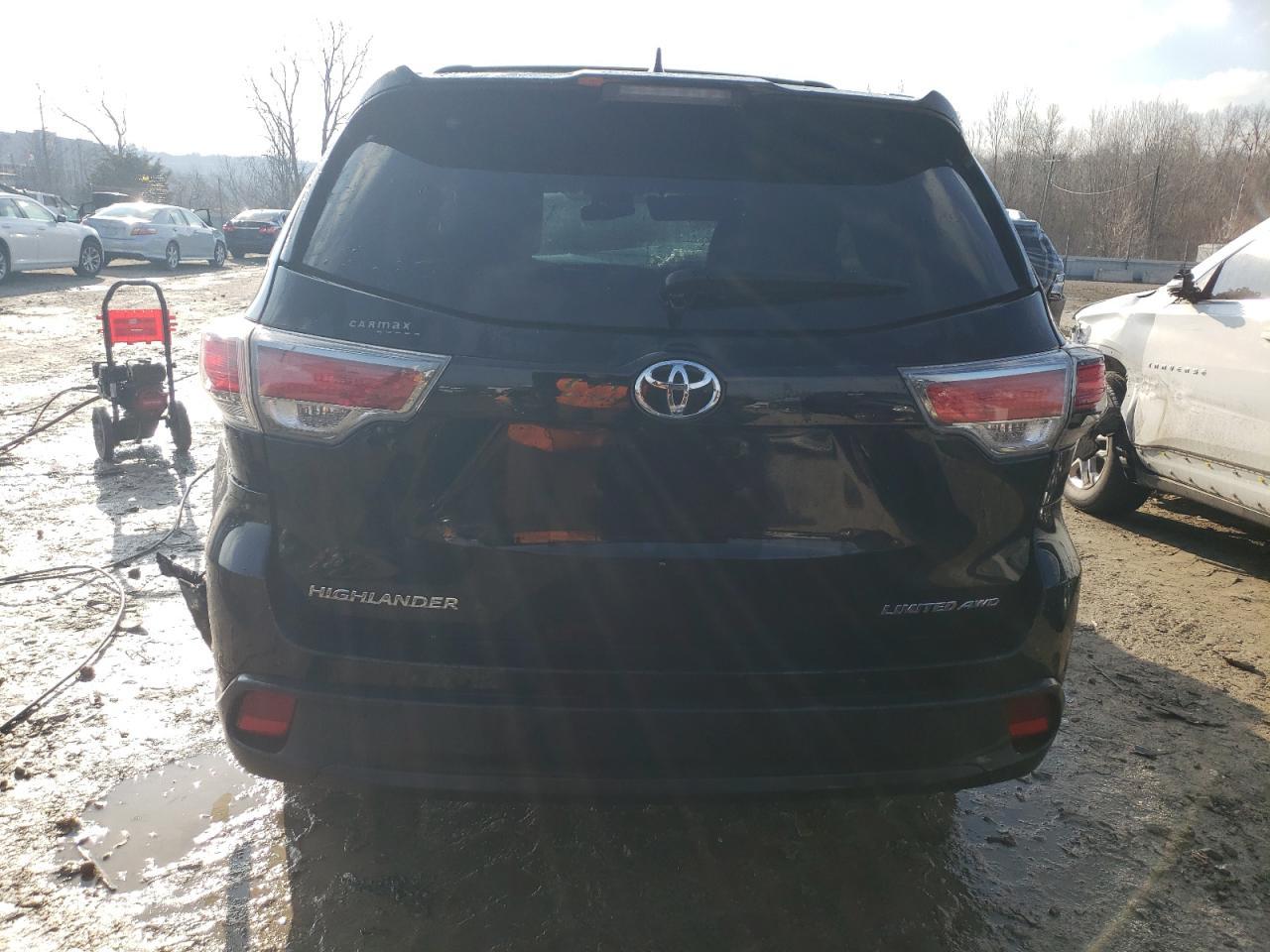 2015 TOYOTA HIGHLANDER - Фото 6