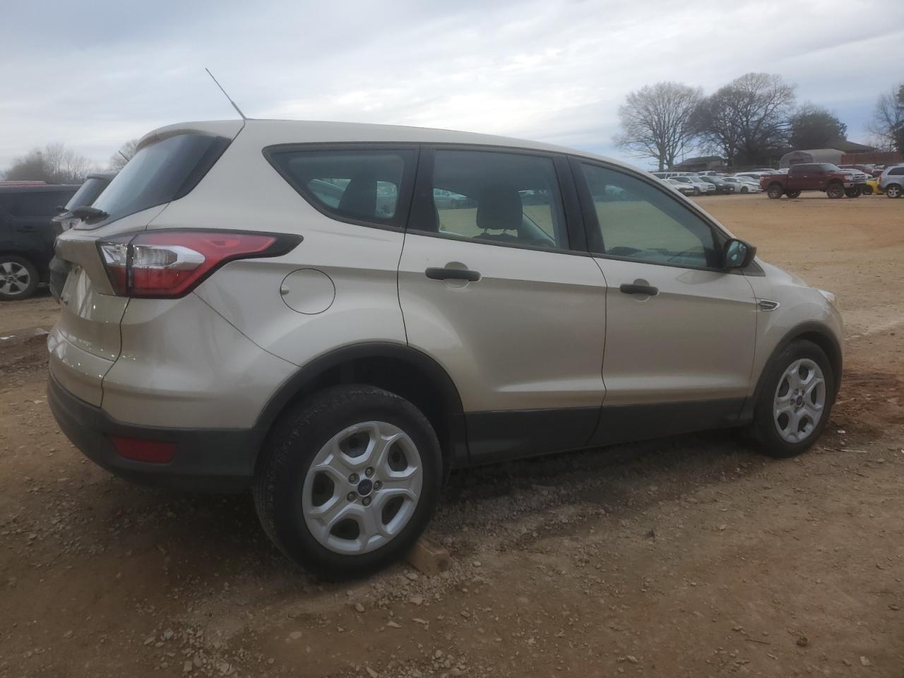 2017 FORD ESCAPE S - Image 3