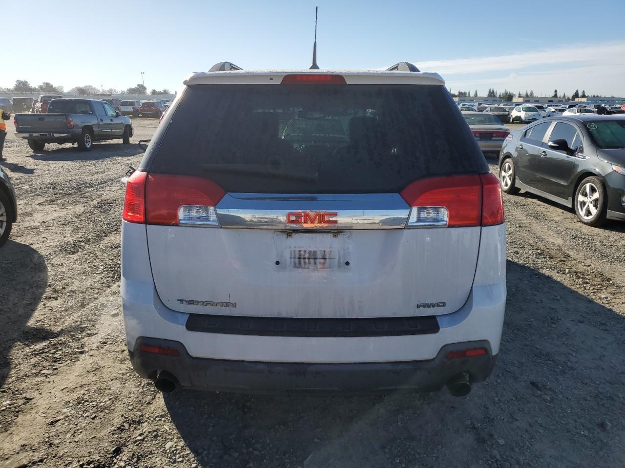2013 GMC TERRAIN SL - Image 6