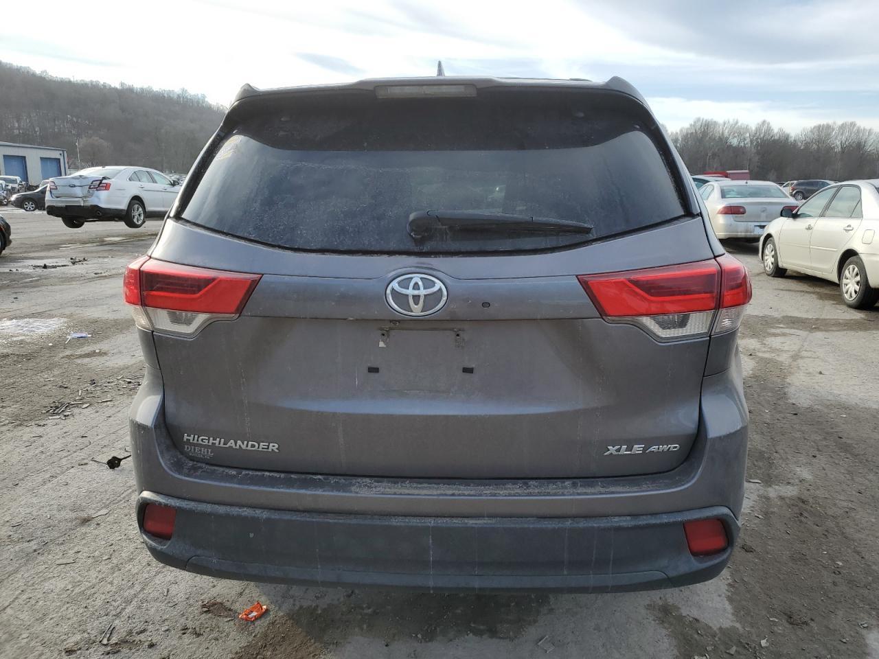2019 TOYOTA HIGHLANDER - Фото 6