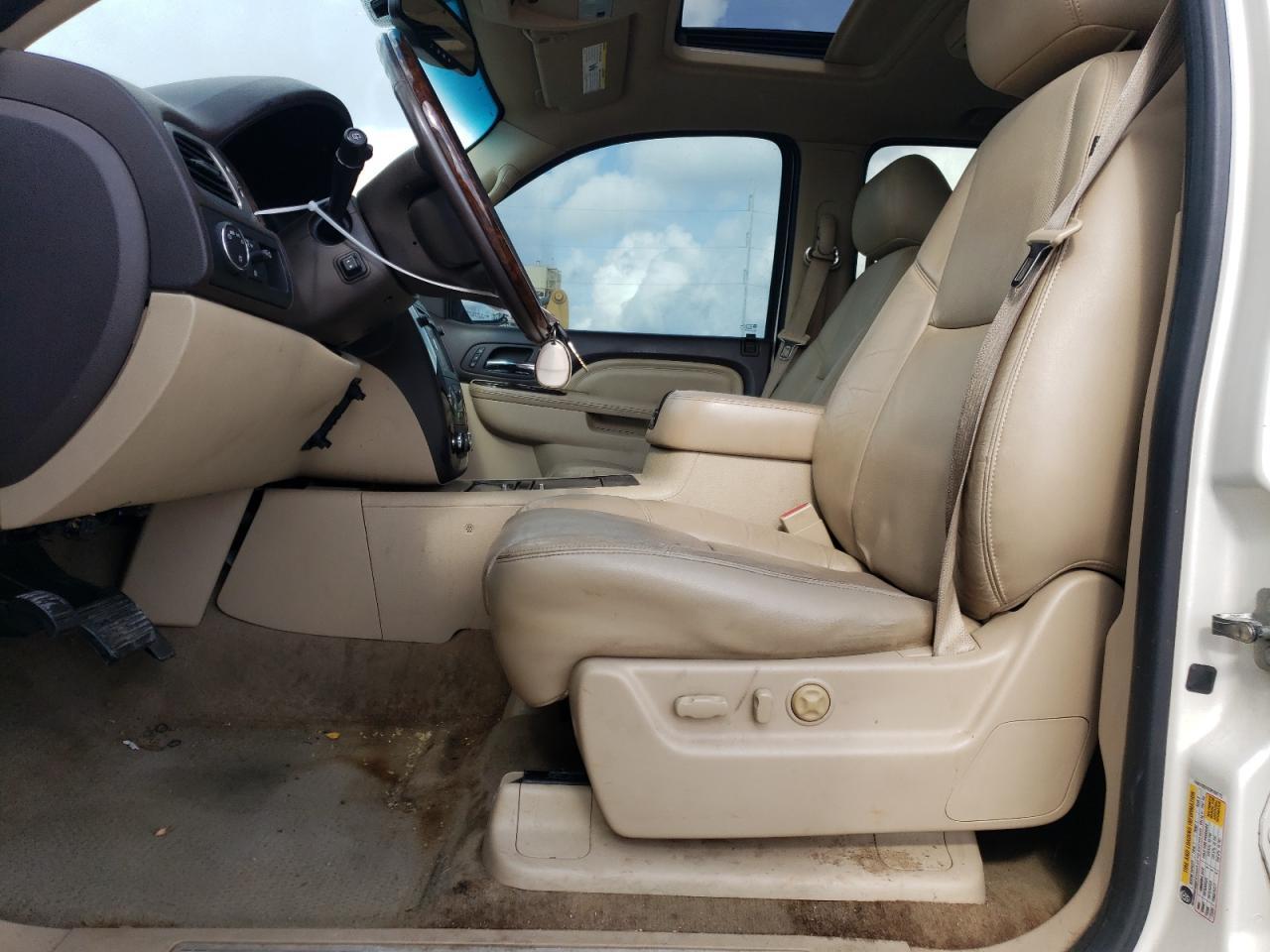 2012 GMC YUKON DENA - Image 7