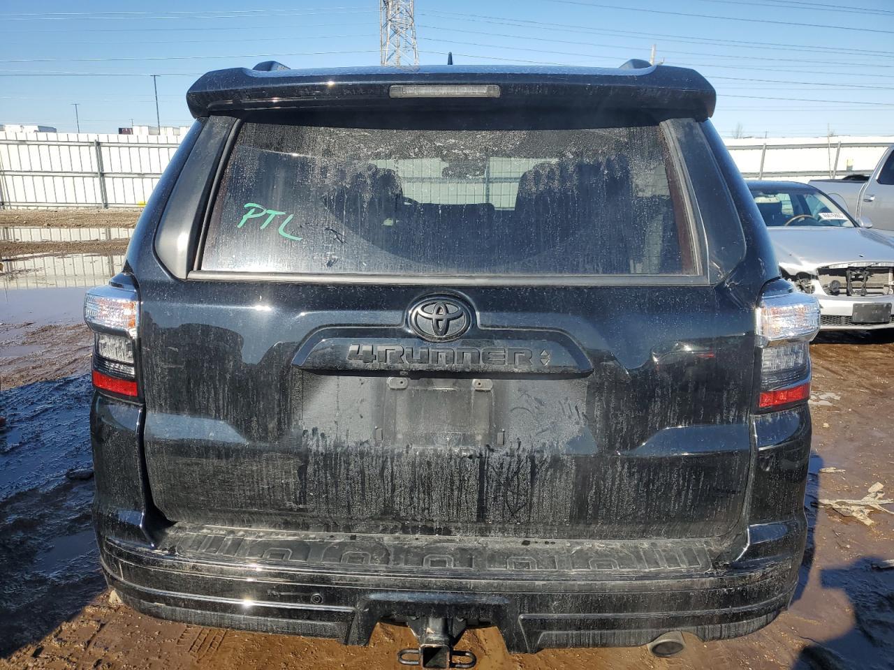 2020 TOYOTA 4RUNNER SR - Image 6