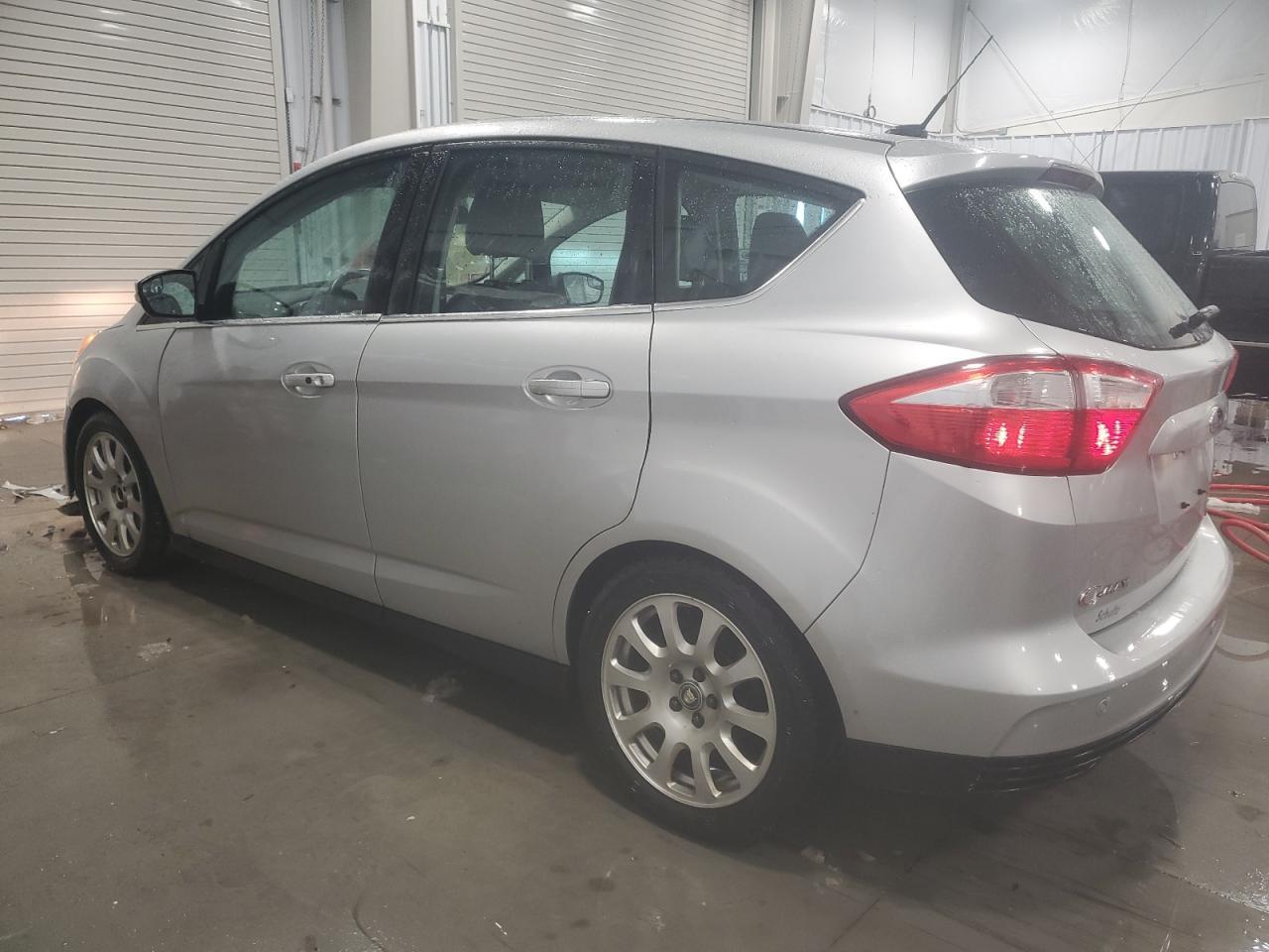2013 FORD C-MAX SEL - Image 2