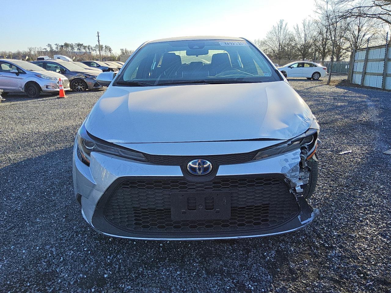 2021 TOYOTA COROLLA LE - Фото 5