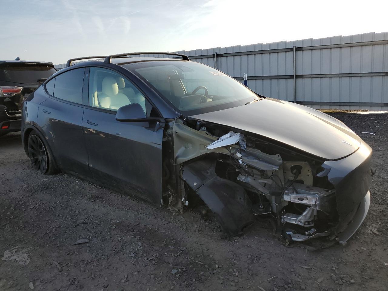 2022 TESLA MODEL Y - Image 4