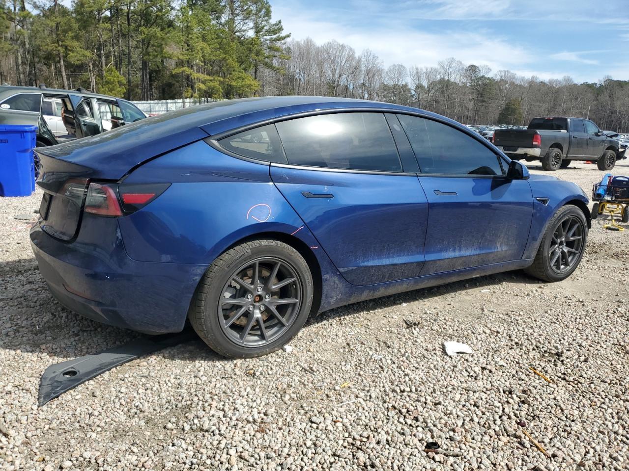 2021 TESLA MODEL 3 - Фото 3