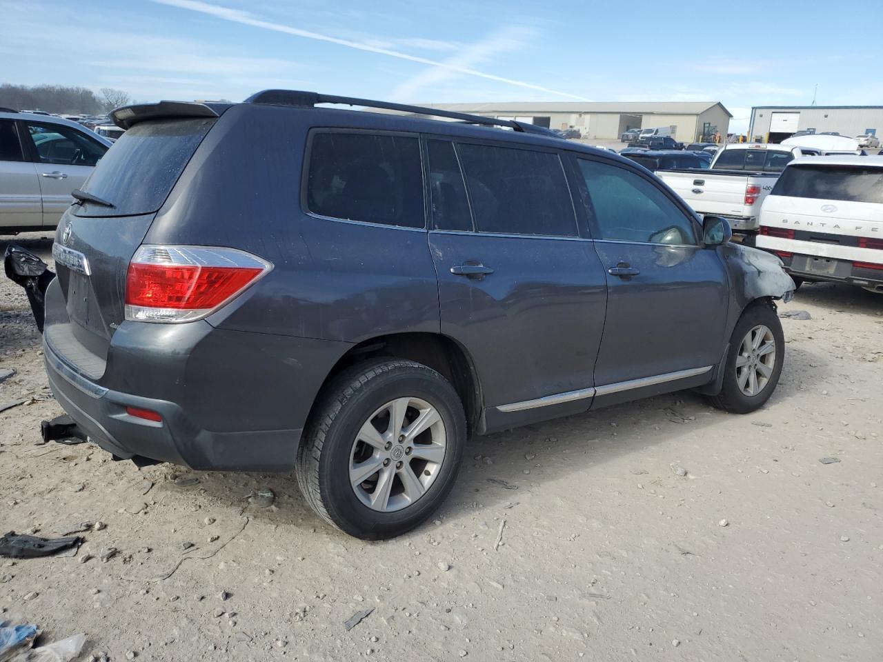 2011 TOYOTA HIGHLANDER - Image 3