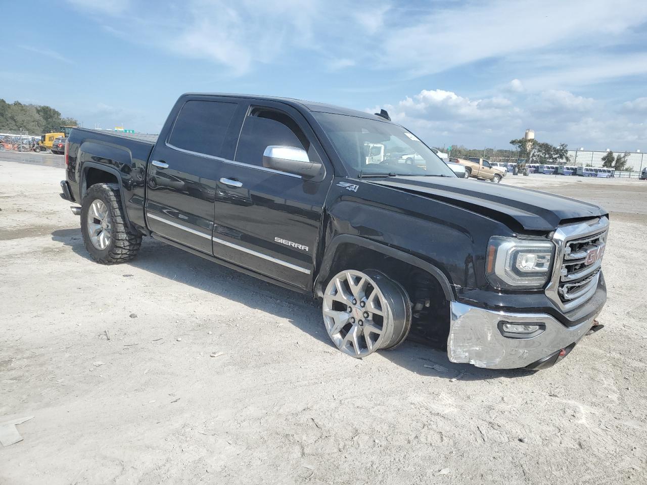 2018 GMC SIERRA K15 - Image 4